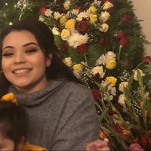 Meet your Posher, Monica